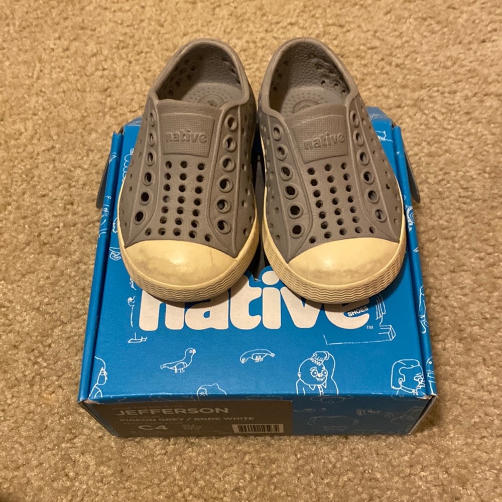 Natives Jefferson slip on in grey
